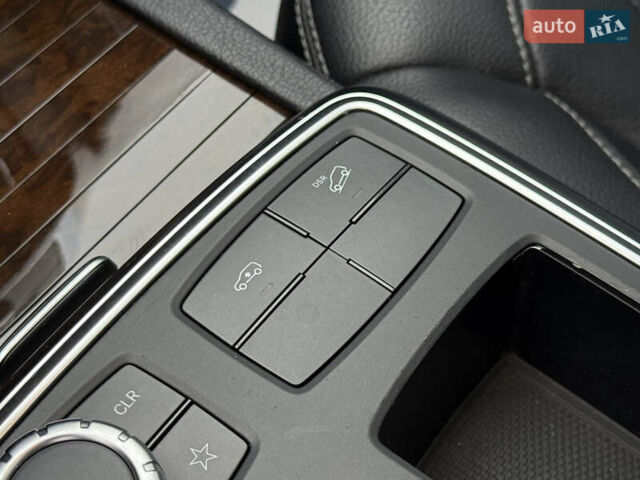 Черный Мерседес ГЛ-класс, объемом двигателя 3 л и пробегом 160 тыс. км за 23500 $, фото 84 на Automoto.ua