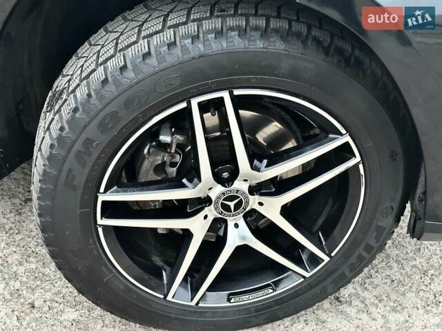 Черный Мерседес ГЛ-класс, объемом двигателя 3 л и пробегом 215 тыс. км за 21750 $, фото 11 на Automoto.ua