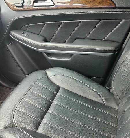 Черный Мерседес ГЛ-класс, объемом двигателя 2.99 л и пробегом 163 тыс. км за 27700 $, фото 31 на Automoto.ua