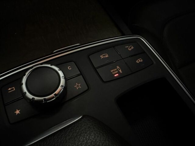 Черный Мерседес ГЛ-класс, объемом двигателя 3 л и пробегом 126 тыс. км за 30000 $, фото 10 на Automoto.ua