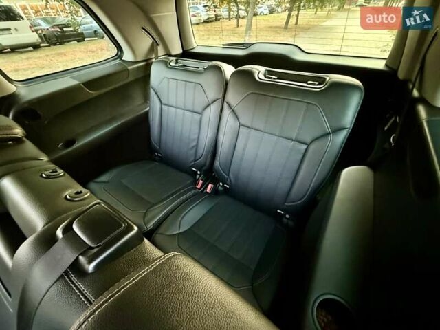 Черный Мерседес ГЛ-класс, объемом двигателя 3 л и пробегом 208 тыс. км за 26800 $, фото 70 на Automoto.ua