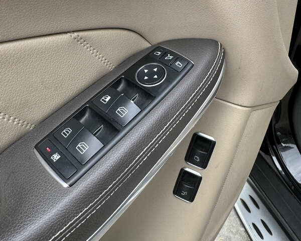 Черный Мерседес ГЛ-класс, объемом двигателя 4.7 л и пробегом 178 тыс. км за 19500 $, фото 13 на Automoto.ua