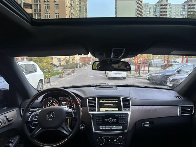 Черный Мерседес ГЛ-класс, объемом двигателя 3 л и пробегом 321 тыс. км за 22500 $, фото 2 на Automoto.ua