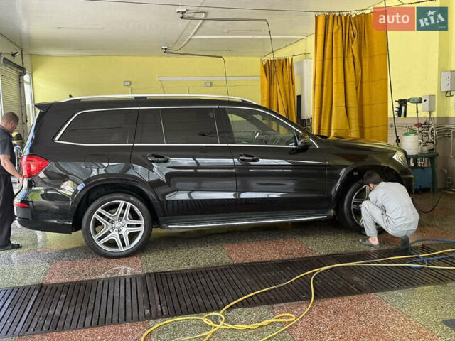 Чорний Мерседес ГЛ-Клас, об'ємом двигуна 4.66 л та пробігом 137 тис. км за 25500 $, фото 4 на Automoto.ua