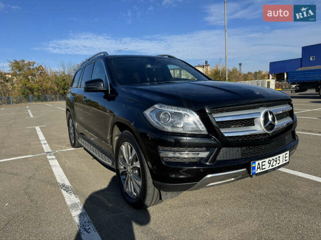 Мерседес ГЛ-Клас 2013 у Кривому Розі на Automoto.ua Чорний Мерседес ГЛ-Клас, об'ємом двигуна 3 л та пробігом 109 тис. км за 30000 $, фото 3 на Automoto.ua