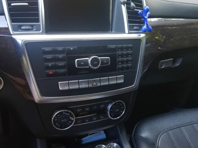 Мерседес ГЛ-Клас 2013 у Тернополі на Automoto.ua Чорний Мерседес ГЛ-Клас, об'ємом двигуна 3 л та пробігом 116 тис. км за 35000 $, фото 1 на Automoto.ua