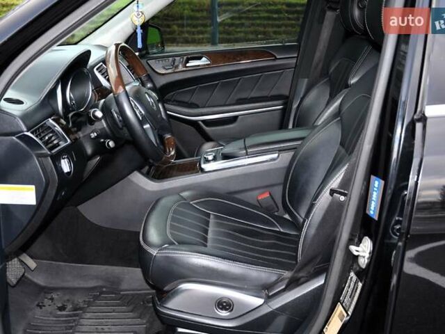 Чорний Мерседес ГЛ-Клас, об'ємом двигуна 3 л та пробігом 240 тис. км за 26999 $, фото 26 на Automoto.ua