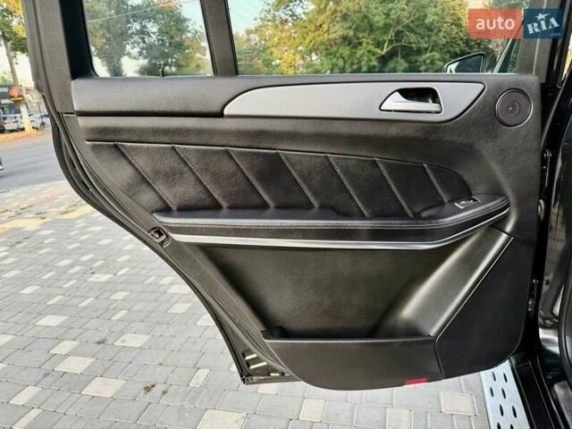 Черный Мерседес ГЛ-класс, объемом двигателя 3 л и пробегом 208 тыс. км за 26800 $, фото 64 на Automoto.ua