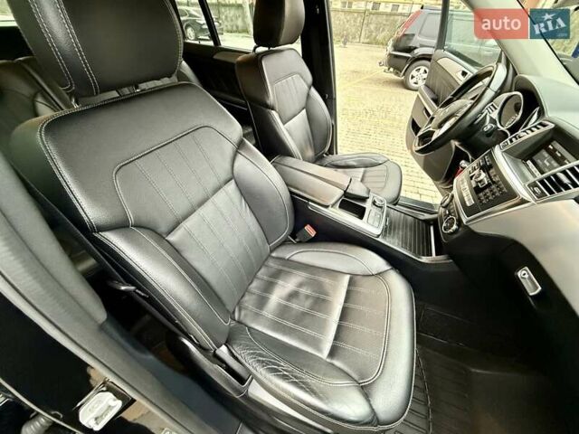 Черный Мерседес ГЛ-класс, объемом двигателя 3 л и пробегом 208 тыс. км за 26800 $, фото 61 на Automoto.ua