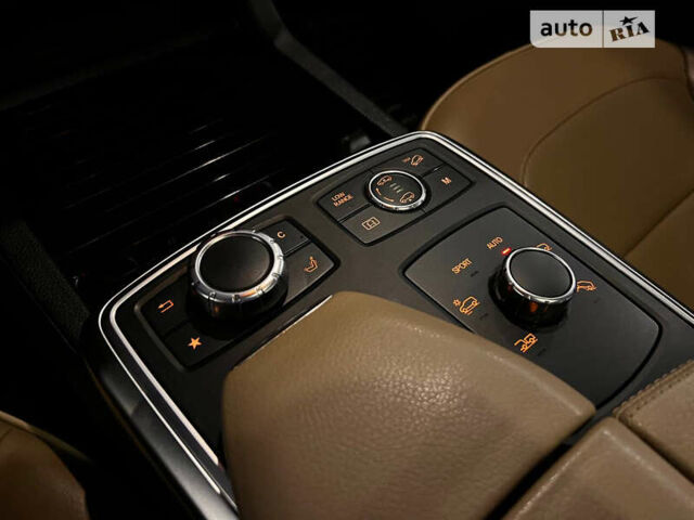 Черный Мерседес ГЛ-класс, объемом двигателя 4.66 л и пробегом 84 тыс. км за 36500 $, фото 26 на Automoto.ua