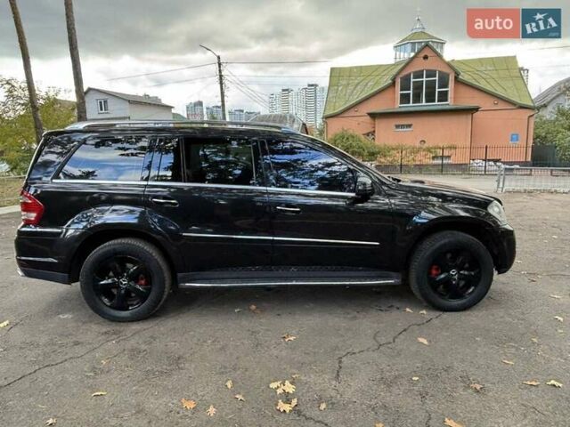 Черный Мерседес ГЛ-класс, объемом двигателя 5.46 л и пробегом 360 тыс. км за 18900 $, фото 22 на Automoto.ua