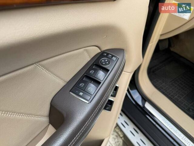 Черный Мерседес ГЛ-класс, объемом двигателя 4.66 л и пробегом 309 тыс. км за 20990 $, фото 14 на Automoto.ua