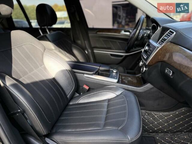 Черный Мерседес ГЛ-класс, объемом двигателя 3 л и пробегом 231 тыс. км за 21400 $, фото 60 на Automoto.ua