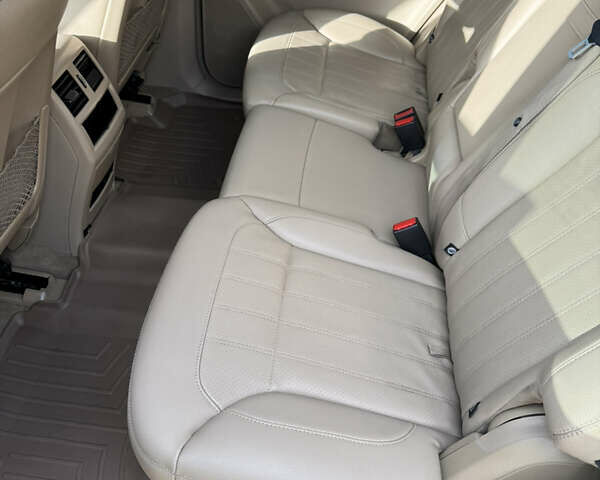 Черный Мерседес ГЛ-класс, объемом двигателя 4.7 л и пробегом 215 тыс. км за 24500 $, фото 12 на Automoto.ua