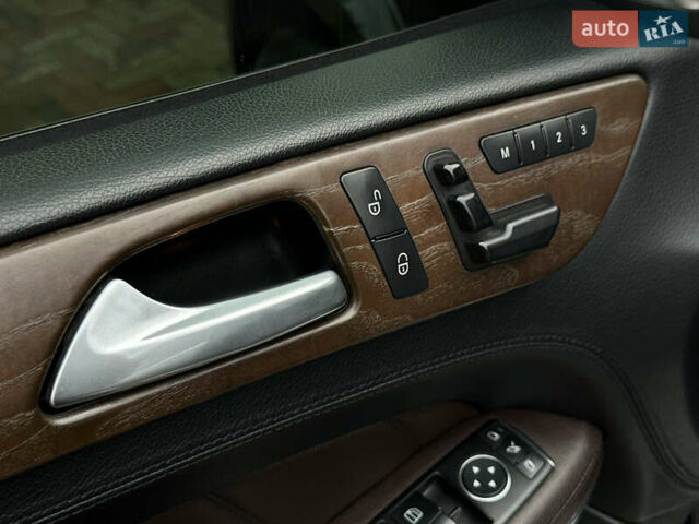 Черный Мерседес ГЛ-класс, объемом двигателя 4.66 л и пробегом 199 тыс. км за 24400 $, фото 13 на Automoto.ua