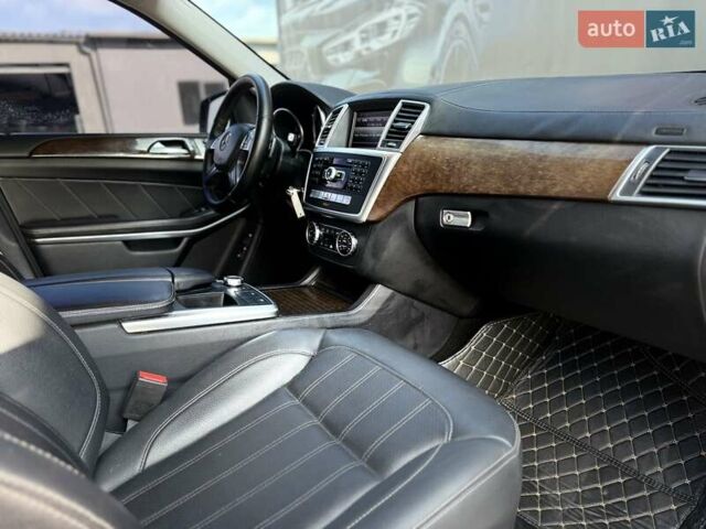Черный Мерседес ГЛ-класс, объемом двигателя 3 л и пробегом 231 тыс. км за 21400 $, фото 59 на Automoto.ua
