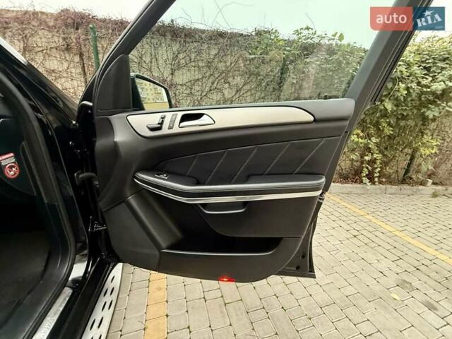 Черный Мерседес ГЛ-класс, объемом двигателя 3 л и пробегом 208 тыс. км за 26800 $, фото 55 на Automoto.ua