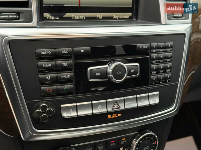 Черный Мерседес ГЛ-класс, объемом двигателя 3 л и пробегом 160 тыс. км за 23500 $, фото 16 на Automoto.ua