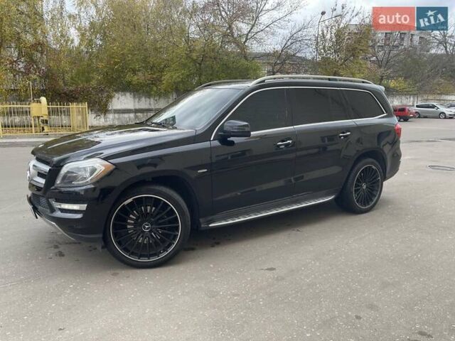 Мерседес ГЛ-класс 2013 в Ровно на Automoto.ua Черный Мерседес ГЛ-класс, объемом двигателя 2.99 л и пробегом 240 тыс. км за 25700 $, фото 41 на Automoto.ua