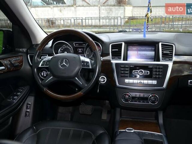 Чорний Мерседес ГЛ-Клас, об'ємом двигуна 3 л та пробігом 240 тис. км за 26999 $, фото 45 на Automoto.ua
