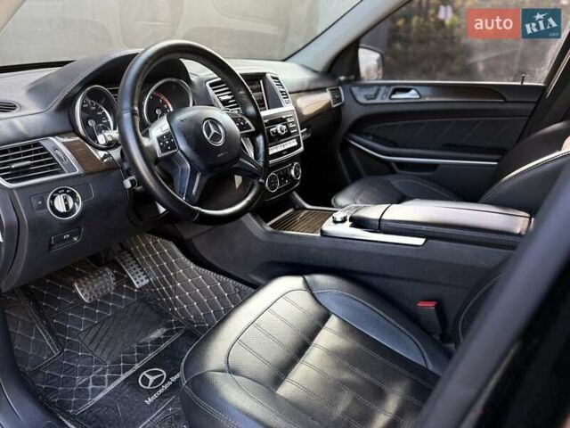 Черный Мерседес ГЛ-класс, объемом двигателя 3 л и пробегом 231 тыс. км за 21400 $, фото 32 на Automoto.ua