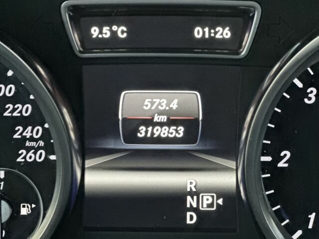 Черный Мерседес ГЛ-класс, объемом двигателя 3 л и пробегом 321 тыс. км за 22500 $, фото 4 на Automoto.ua