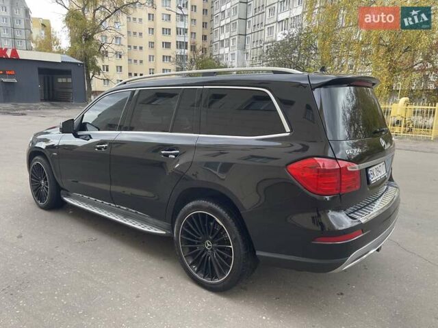 Мерседес ГЛ-класс 2013 в Ровно на Automoto.ua Черный Мерседес ГЛ-класс, объемом двигателя 2.99 л и пробегом 240 тыс. км за 25700 $, фото 58 на Automoto.ua