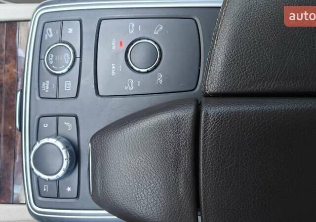 Чорний Мерседес ГЛ-Клас, об'ємом двигуна 4.66 л та пробігом 249 тис. км за 26499 $, фото 14 на Automoto.ua