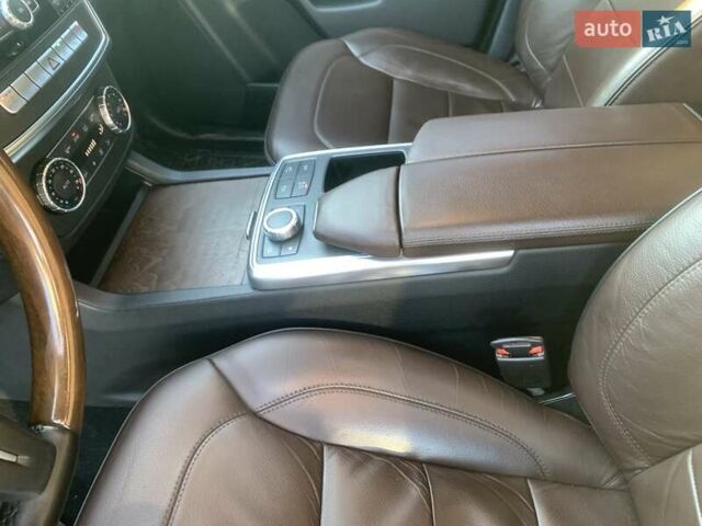 Чорний Мерседес ГЛ-Клас, об'ємом двигуна 2.99 л та пробігом 217 тис. км за 24999 $, фото 14 на Automoto.ua