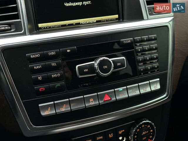 Черный Мерседес ГЛ-класс, объемом двигателя 4.66 л и пробегом 199 тыс. км за 24400 $, фото 21 на Automoto.ua