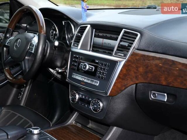 Чорний Мерседес ГЛ-Клас, об'ємом двигуна 3 л та пробігом 240 тис. км за 26999 $, фото 43 на Automoto.ua