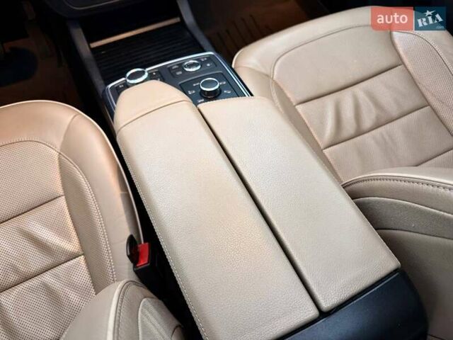 Черный Мерседес ГЛ-класс, объемом двигателя 4.66 л и пробегом 182 тыс. км за 20900 $, фото 42 на Automoto.ua