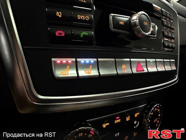 Черный Мерседес ГЛ-класс, объемом двигателя 3 л и пробегом 126 тыс. км за 30000 $, фото 11 на Automoto.ua