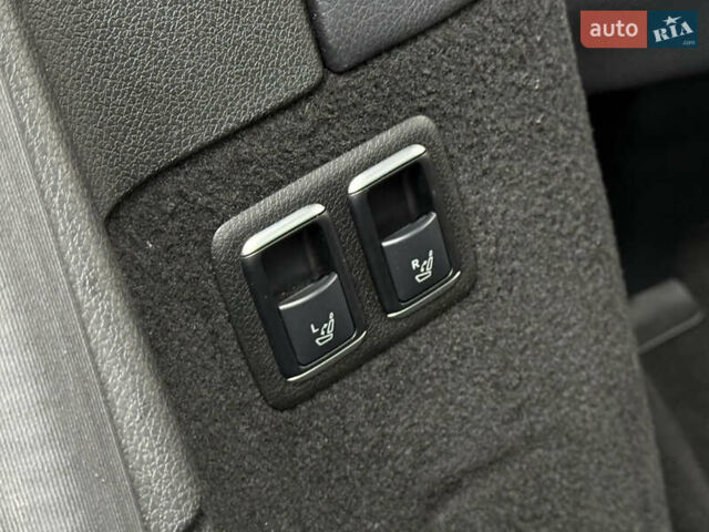 Черный Мерседес ГЛ-класс, объемом двигателя 3 л и пробегом 160 тыс. км за 23500 $, фото 60 на Automoto.ua