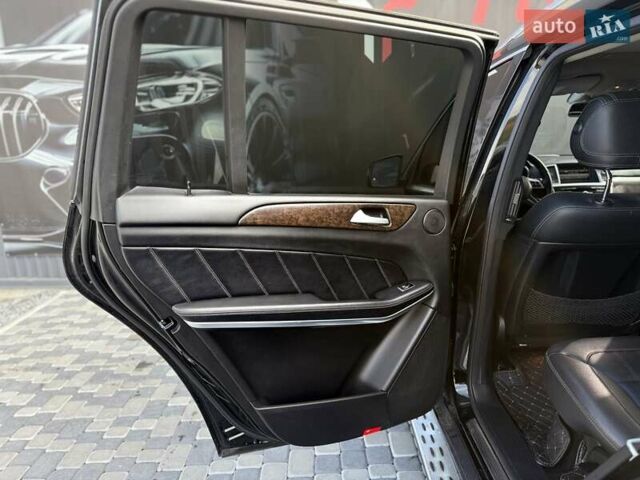 Черный Мерседес ГЛ-класс, объемом двигателя 3 л и пробегом 231 тыс. км за 21400 $, фото 61 на Automoto.ua