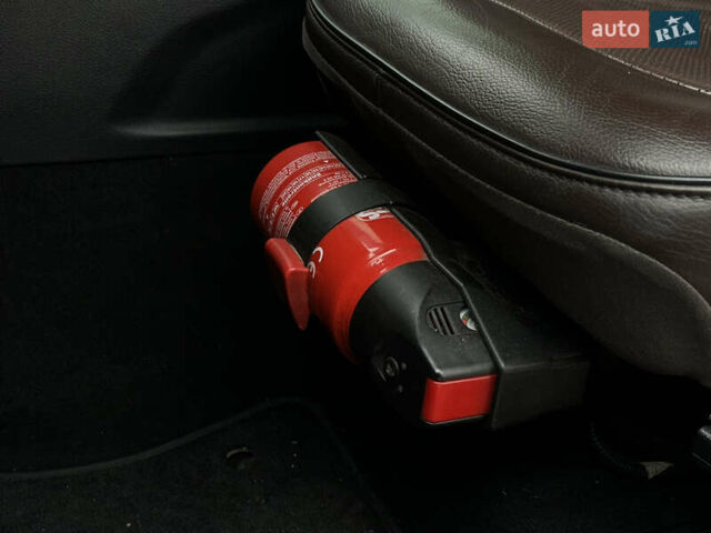 Черный Мерседес ГЛ-класс, объемом двигателя 4.66 л и пробегом 199 тыс. км за 24400 $, фото 17 на Automoto.ua