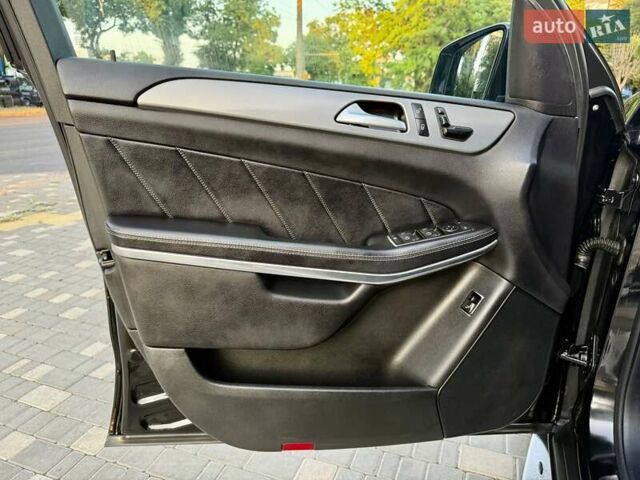 Черный Мерседес ГЛ-класс, объемом двигателя 3 л и пробегом 208 тыс. км за 26800 $, фото 49 на Automoto.ua