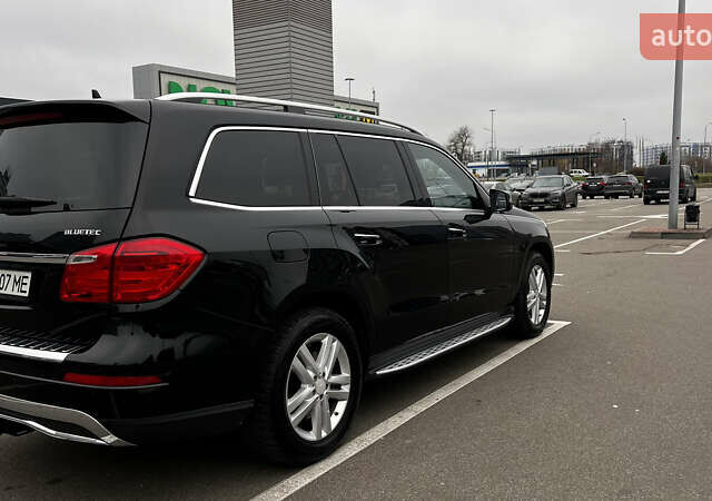 Чорний Мерседес ГЛ-Клас, об'ємом двигуна 2.99 л та пробігом 255 тис. км за 29900 $, фото 8 на Automoto.ua