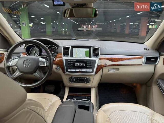 Черный Мерседес ГЛ-класс, объемом двигателя 4.66 л и пробегом 309 тыс. км за 20990 $, фото 17 на Automoto.ua
