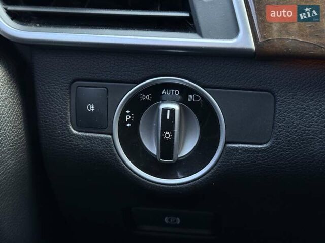 Черный Мерседес ГЛ-класс, объемом двигателя 3 л и пробегом 231 тыс. км за 21400 $, фото 37 на Automoto.ua