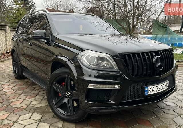 Черный Мерседес ГЛ-класс, объемом двигателя 4.66 л и пробегом 285 тыс. км за 29999 $, фото 2 на Automoto.ua