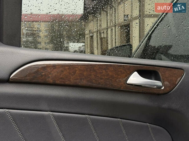 Черный Мерседес ГЛ-класс, объемом двигателя 3 л и пробегом 160 тыс. км за 23500 $, фото 24 на Automoto.ua