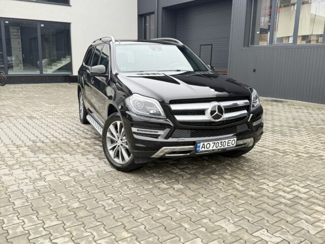 Черный Мерседес ГЛ-класс, объемом двигателя 3 л и пробегом 178 тыс. км за 32999 $, фото 1 на Automoto.ua