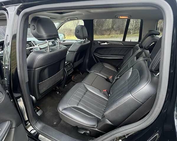 Чорний Мерседес ГЛ-Клас, об'ємом двигуна 3 л та пробігом 260 тис. км за 25500 $, фото 8 на Automoto.ua