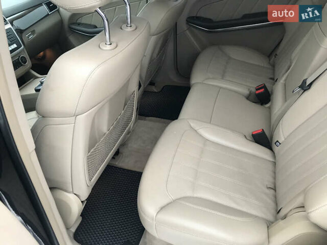 Черный Мерседес ГЛ-класс, объемом двигателя 3 л и пробегом 236 тыс. км за 24500 $, фото 27 на Automoto.ua