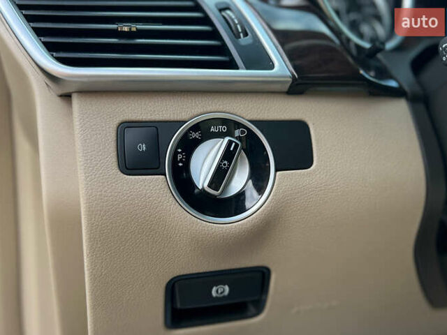 Чорний Мерседес ГЛ-Клас, об'ємом двигуна 3 л та пробігом 236 тис. км за 26200 $, фото 22 на Automoto.ua