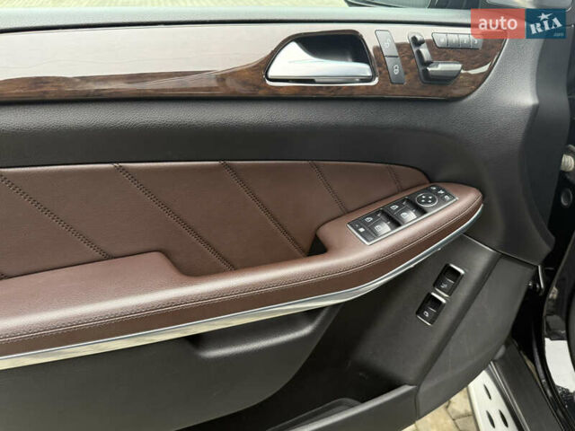 Черный Мерседес ГЛ-класс, объемом двигателя 3 л и пробегом 178 тыс. км за 32999 $, фото 35 на Automoto.ua