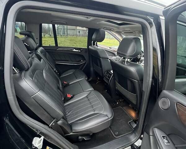 Чорний Мерседес ГЛ-Клас, об'ємом двигуна 3 л та пробігом 260 тис. км за 25500 $, фото 10 на Automoto.ua