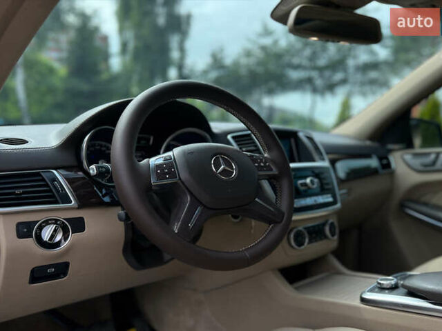 Чорний Мерседес ГЛ-Клас, об'ємом двигуна 3 л та пробігом 236 тис. км за 26200 $, фото 21 на Automoto.ua