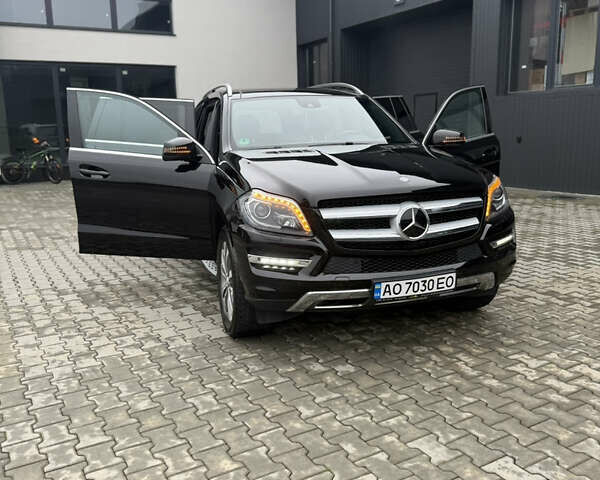 Черный Мерседес ГЛ-класс, объемом двигателя 3 л и пробегом 178 тыс. км за 32999 $, фото 24 на Automoto.ua